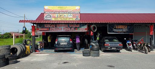 Kedai Tayar Terdekat di Pantai Cenang Paling Dipercaya